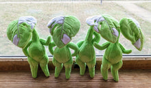 Load image into Gallery viewer, Variegated Monstera Sproutling
